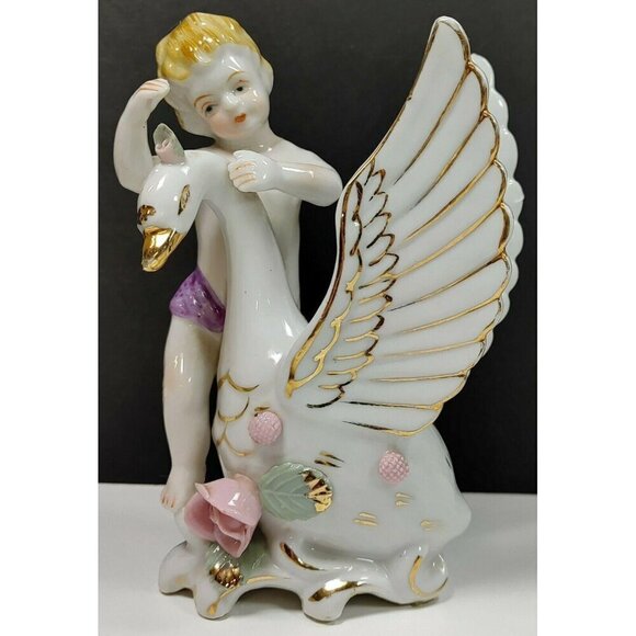 Vintage Ucagco Porcelain Cherub & Swan Figurine With Gold Accents Flower Vase - Picture 7 of 10